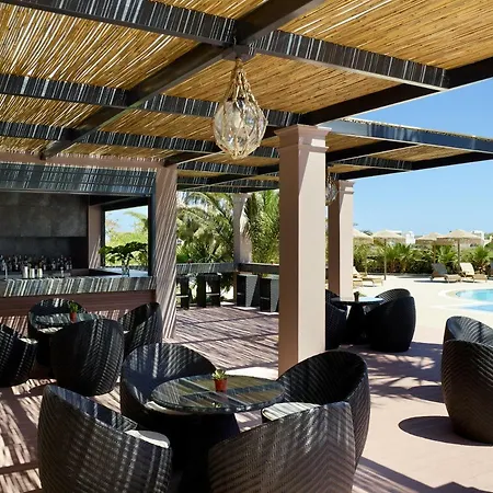 Hotel 9 Muses Santorini Perivolos