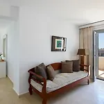 9 Muses Santorini Hotell