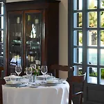 9 Muses Santorini Hotell