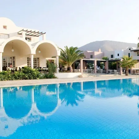 9 Muses Santorini Hotel 5*
