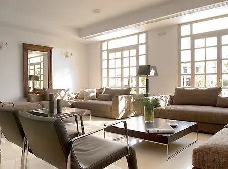 9 Muses Santorini Hotel