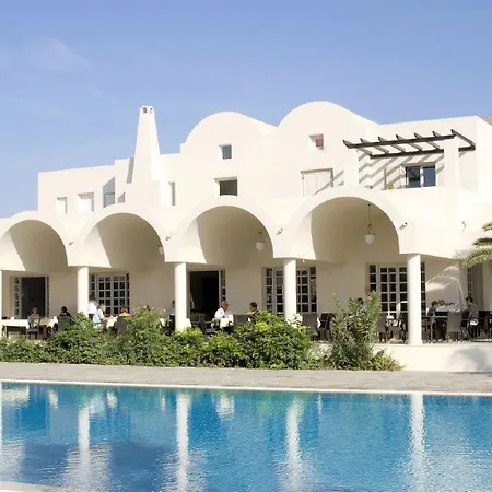 9 Muses Santorini Hotel