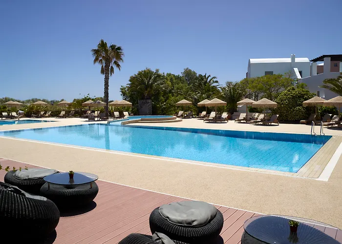 9 Muses Santorini Hotel