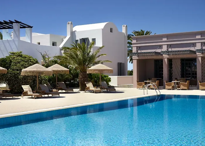 9 Muses Santorini Playa de Perivolos