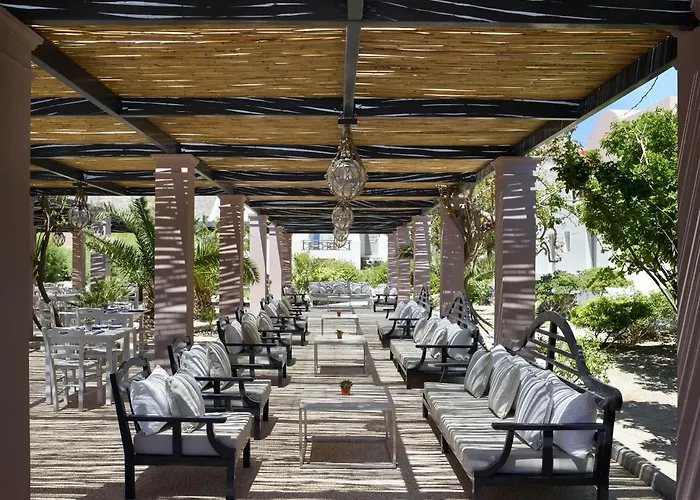 9 Muses Santorini Playa de Perivolos