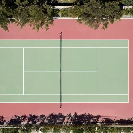 9 Muses Santorini Szálloda 5*