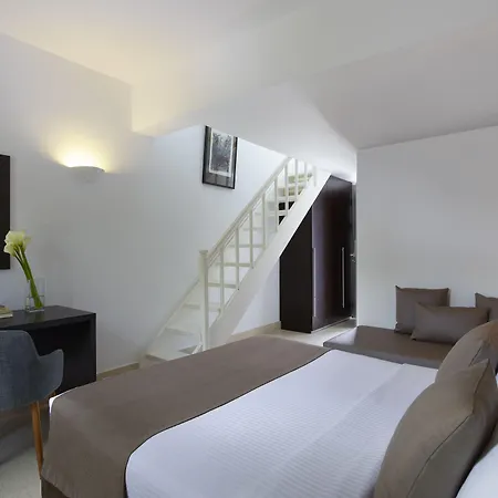 Hotel 9 Muses Santorini