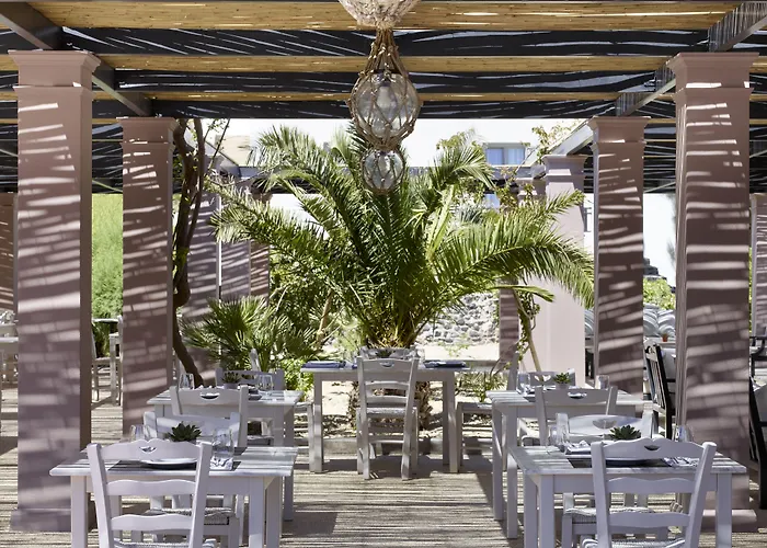 9 Muses Santorini 5* Perivolos (Santorini)